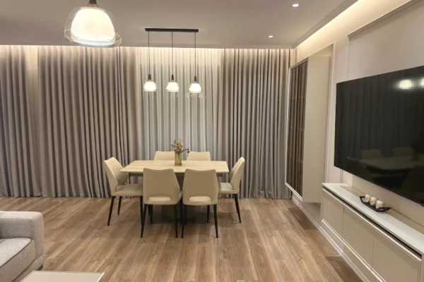Shtepi me qera Apartament ne Tirane, 2+1, Mobilimi E mobiluar, Pagesa 900  Leke.