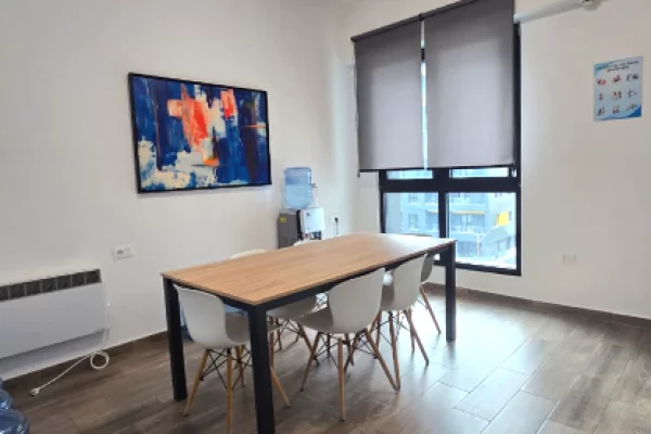 JEPET ME QIRA ZYRE 2+1 | SQUARE 21