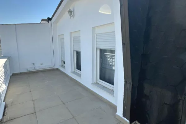 Luxury villas for sale in Tirana 4+1, Furnished