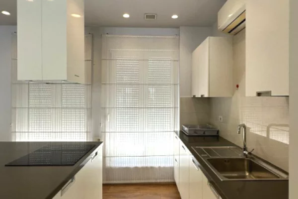 Luxury villas for sale in Tirana 4+1, Furnished