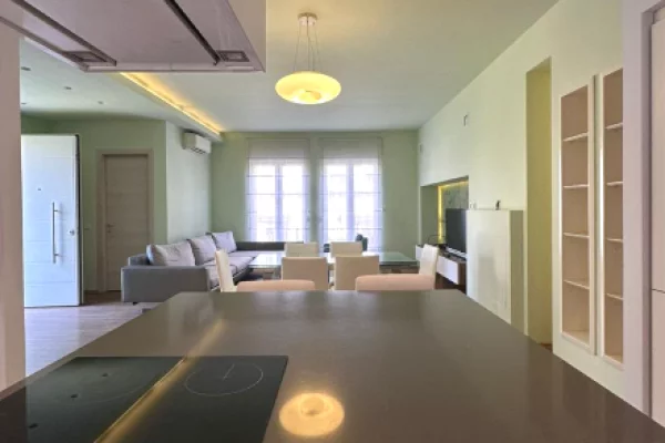 Luxury villas for sale in Tirana 4+1, Furnished