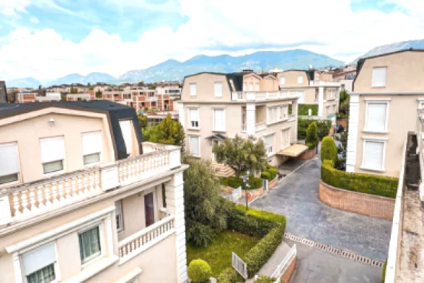 SHITET VILË 254m2 , WHITE HOUSE RESIDENCE – TEG
