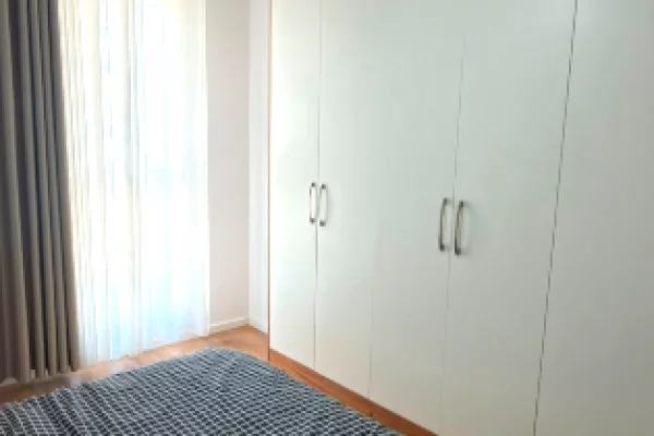 Shtepi me qera Apartament ne Tirane, 2+1, Mobilimi E mobiluar, Pagesa 800  Leke.