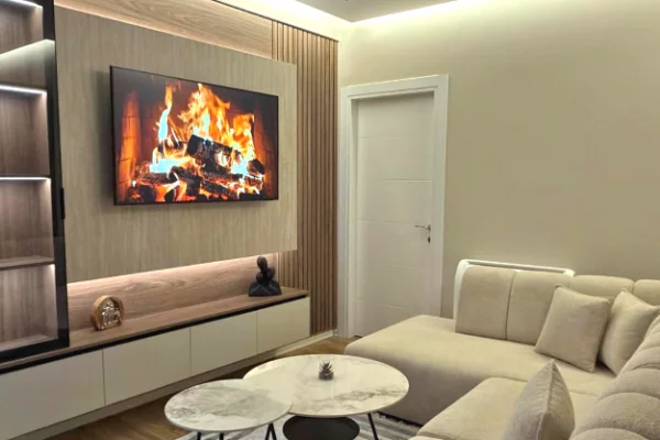 JEPET ME QIRA APARTAMENT 2+1 ME BALLKON | BULEVARDI I RI
