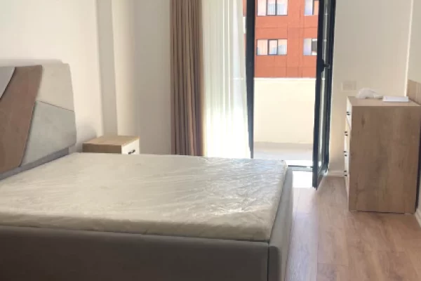 Shtepi me qera Apartament ne Tirane, 1+1, Mobilimi E mobiluar, Pagesa 50,000  Leke.