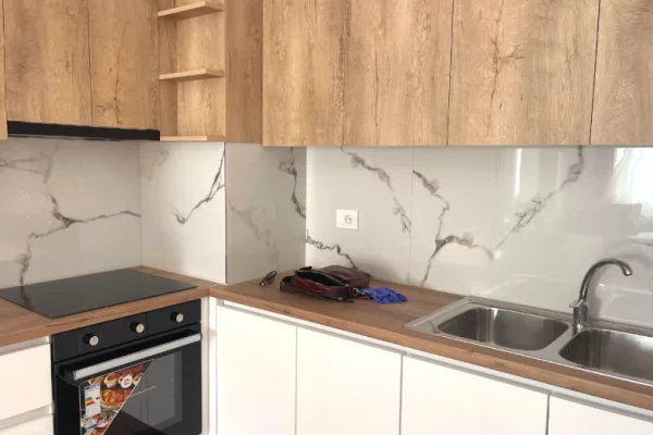 Shtepi me qera Apartament ne Tirane, 1+1, Mobilimi E mobiluar, Pagesa 50,000  Leke.