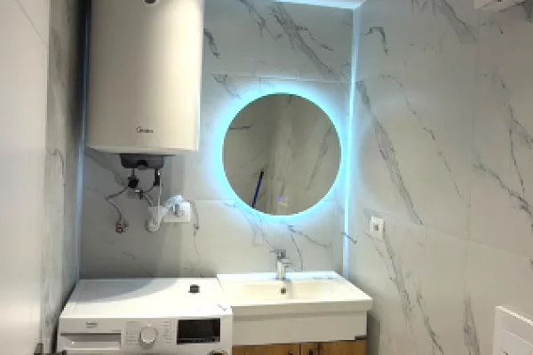Shtepi ne shitje Apartament ne Tirane, 2+1, Mobilimi E mobiluar, Pagesa 170,000  Euro.