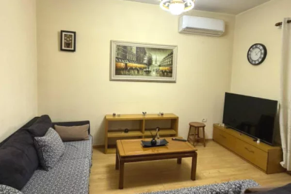  JEPET ME QIRA APARTAMENT 3+1+2   ASTIR