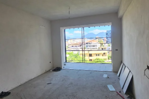 Shtepi ne shitje Apartament ne Tirane, 1+1, Mobilimi Bosh, pa mobiluar, Pagesa 144,000  Euro.