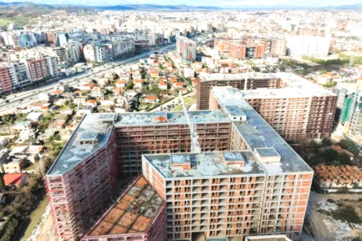 Shtepi ne shitje Apartament ne Tirane, 1+1, Mobilimi Bosh, pa mobiluar, Pagesa 144,000  Euro.