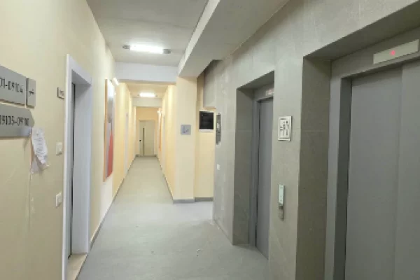 Shtepi ne shitje Apartament ne Tirane, 1+1, Mobilimi Bosh, pa mobiluar, Pagesa 89,000  Euro.