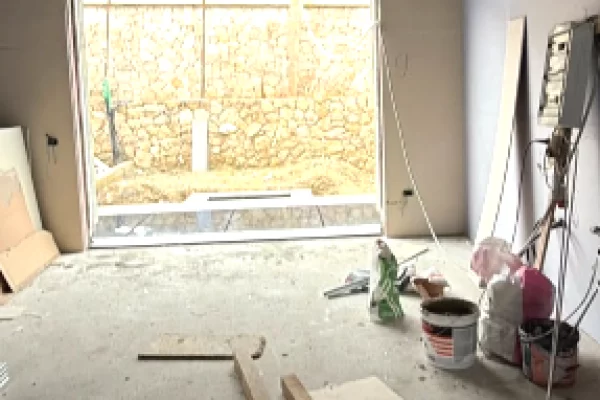 Shtepi ne shitje Vila Luksoze ne Tirane, 3+1, Mobilimi Bosh, pa mobiluar, Pagesa 382,771  Euro.