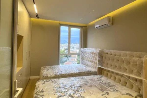 Shtepi ne shitje Apartament ne Tirane, 2+1, Mobilimi E mobiluar, Pagesa 25,250,000  Leke.