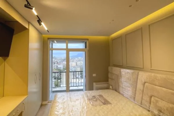 Shtepi ne shitje Apartament ne Tirane, 2+1, Mobilimi E mobiluar, Pagesa 25,250,000  Leke.