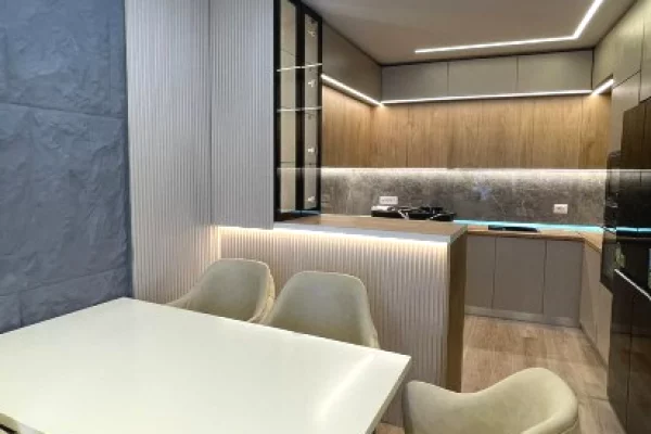 Shtepi ne shitje Apartament ne Tirane, 2+1, Mobilimi E mobiluar, Pagesa 25,250,000  Leke.