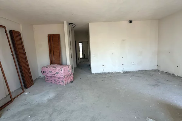 Apartment for sale in Tirana 2+1, Emty