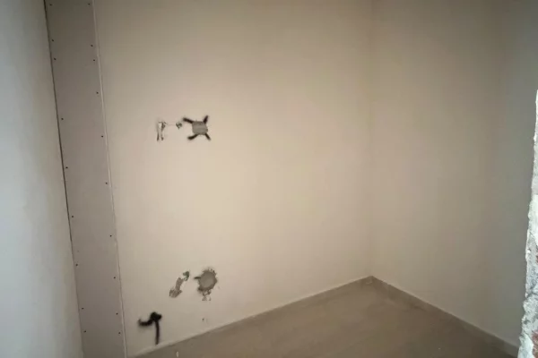 Apartment for sale in Tirana 2+1, Emty