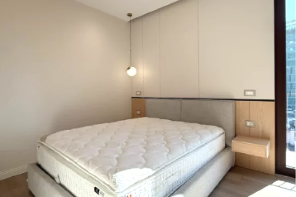Shtepi me qera Apartament ne Tirane, 3+1, Mobilimi E mobiluar, Pagesa 3,200  Euro.