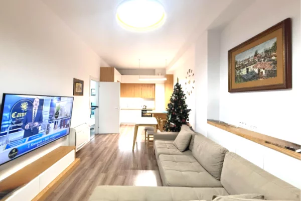 House for Sale 2+1 in Tirana - 36,000,000 Leke