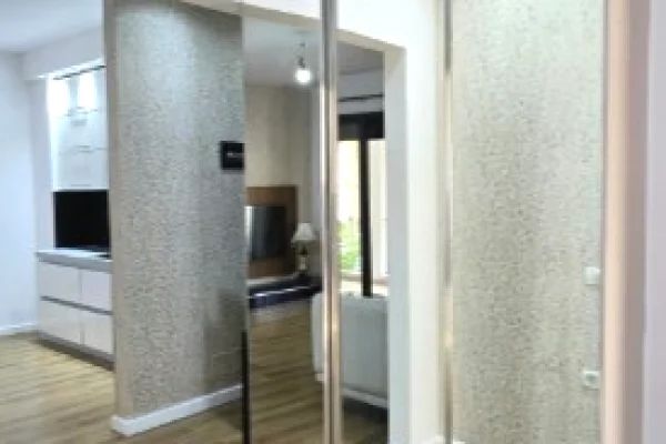 Shtepi me qera Apartament ne Tirane, 2+1, Mobilimi E mobiluar, Pagesa 120,000  Leke.