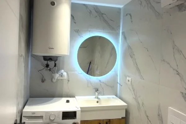 Shtepi ne shitje Duplex(shtepi me 2 kate) ne Tirane, 2+1, Mobilimi E mobiluar, Pagesa 165,000  Euro.