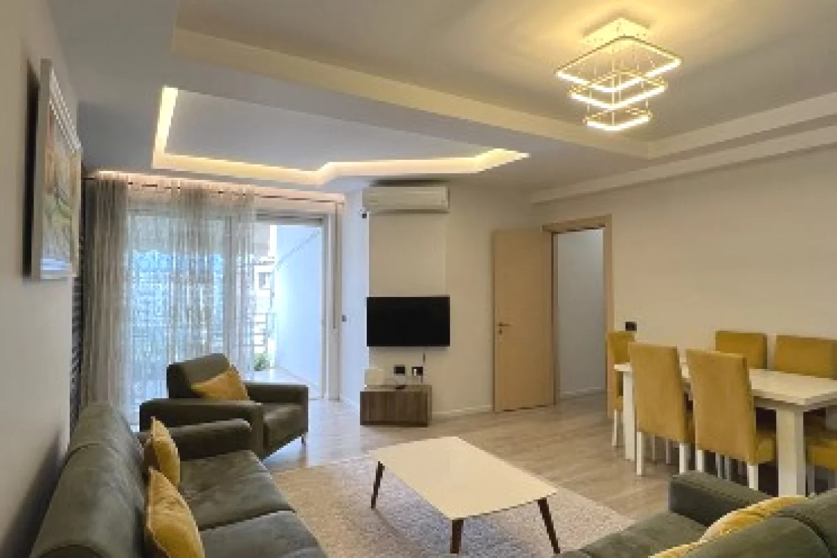 Shtepi me qera Apartament ne Tirane, 2+1, Mobilimi E mobiluar, Pagesa 95,000  Leke.
