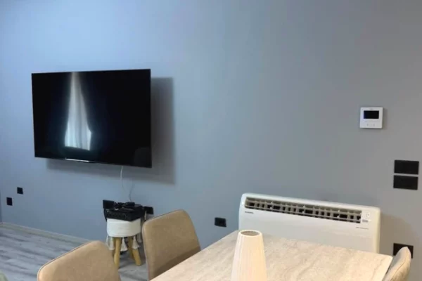 Shtepi me qera Apartament ne Tirane, 2+1, Mobilimi E mobiluar, Pagesa 110,000  Leke.