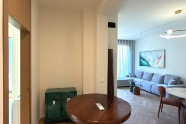 Shtepi me qera Apartament ne Tirane, 2+1, Mobilimi E mobiluar, Pagesa 1,700  Euro.