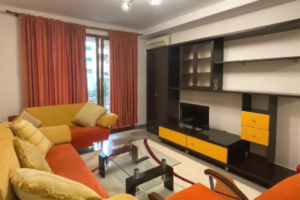 Shtepi me qera 1+1 ne Tirane - 45,000 Leke