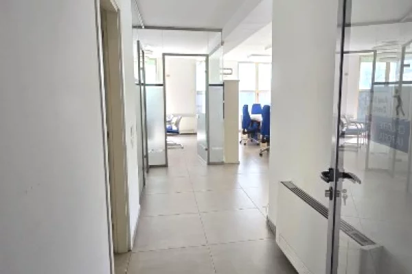 EKSKLUZIVE | ZYRA 115 M2 ME QIRA – KRISTAL CENTER