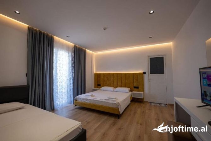 Business Property in Sale 5+1 in Saranda - 2,200,000 Euro