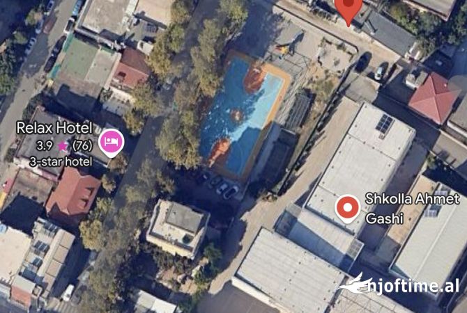 Jepet me qera dyqan 28 m2 LAPRAKE 