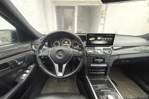 Makina ne shitje ne Tirane, Mercedes-Benz, 2014 Diesel,Kambio Automatik Pagesa 11,000  Euro.