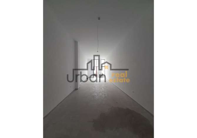 Tirane, jap me qera ambjent biznesi Kati 1, 55 m2 1.300 Euro (Garden Building)