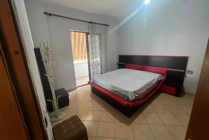 Shtepi ne shitje Apartament ne Tirane, 1+1, Mobilimi E mobiluar, Pagesa 124,000  Euro.
