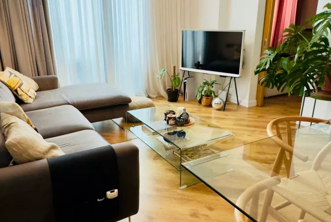 Shtepi me qera Apartament ne Tirane, 1+1, Mobilimi E mobiluar, Pagesa 900  Euro.