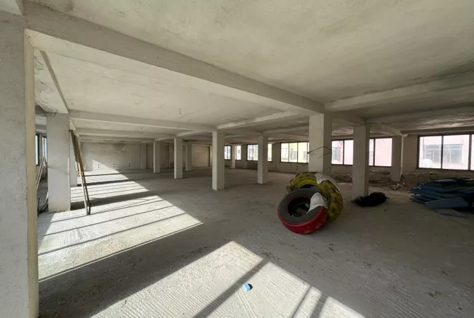 Qera, Ambient Biznesi,Rruga Irfan Tomini, Tirana - 1500Euro | 450m2