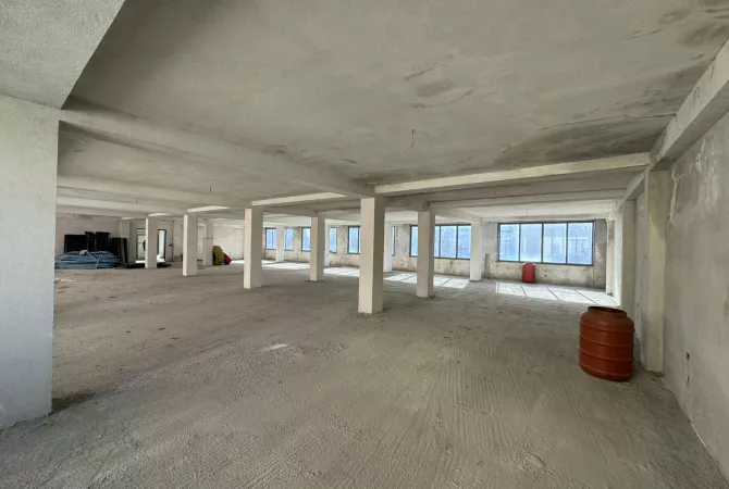 Qera, Ambient Biznesi,Rruga Irfan Tomini, Tirana - 1500Euro | 450m2