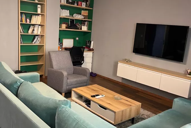 Shtepi ne shitje 5+1 ne Tirane - 450,000 Euro