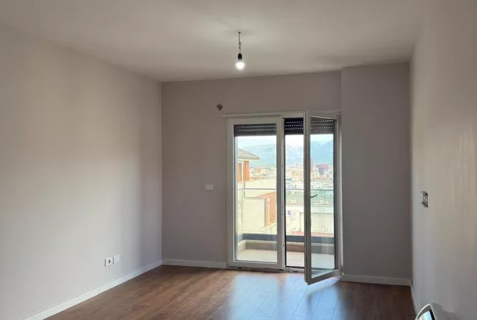 Shtepi ne shitje 2+1 ne Tirane - 210,000 Euro