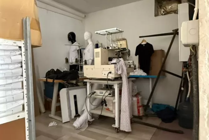 Shitet, Truall dhe ndertese, Sharre, Tirane - 350,000Euro | 1626 m2