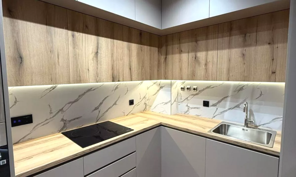 Shtepi me qera Apartament ne Tirane, 2+1, Mobilimi E mobiluar, Pagesa 1,500  Euro.