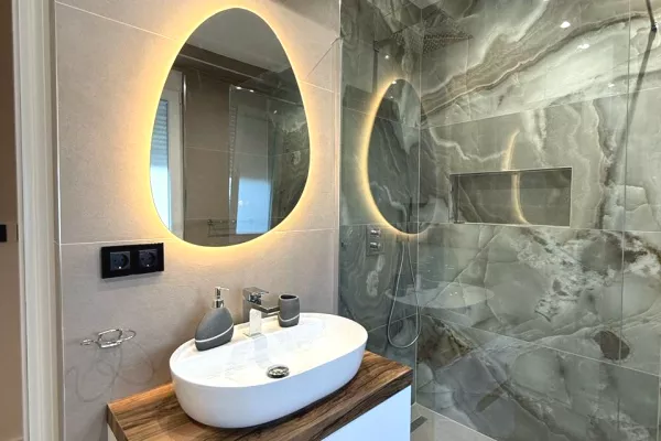 Shtepi me qera Apartament ne Tirane, 2+1, Mobilimi E mobiluar, Pagesa 1,500  Euro.