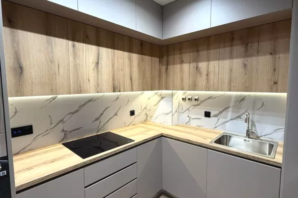 Qera, Apartament 2+1, Ish Ekspozita, Tiranë - 1500€ | 110 m²