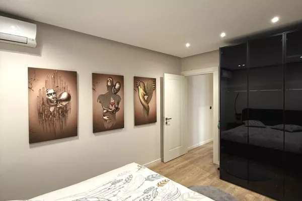 Shtepi me qera Apartament ne Tirane, 2+1, Mobilimi E mobiluar, Pagesa 1,500  Euro.