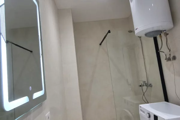 Shtepi ne shitje Apartament ne Tirane, 1+1, Mobilimi E mobiluar, Pagesa 125,000  Euro.