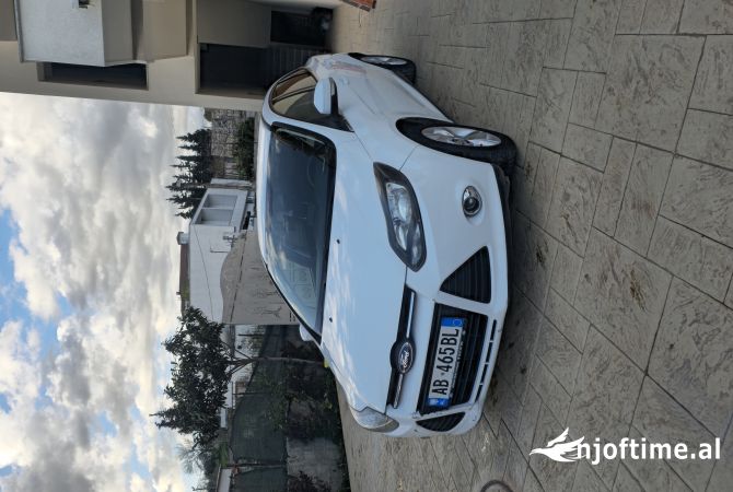 Auto in Vendita a Tirana - 6,000 Euro