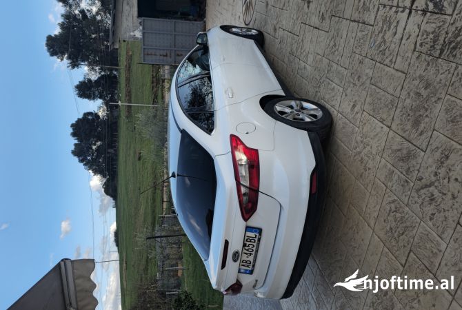 Auto in Vendita a Tirana - 6,000 Euro
