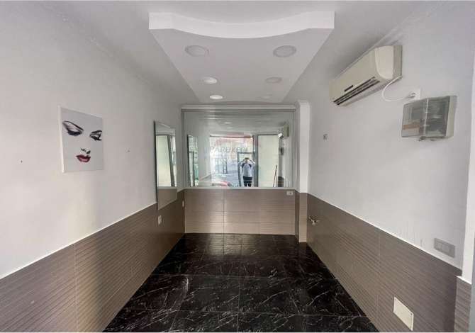 Ambient biznesi me qera 1+1 ne Tirane - 25,000 Leke