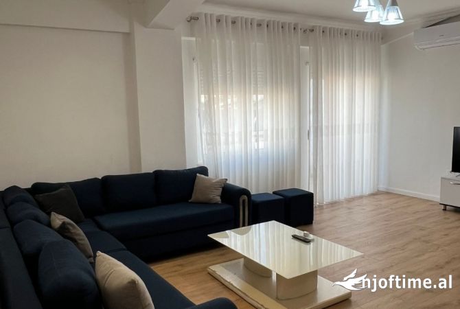 Apartament me Qira 1+1 ne Fresk  | 400€